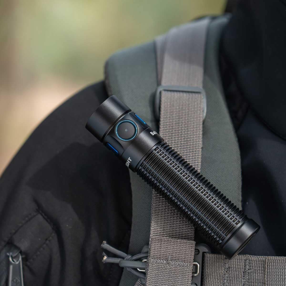 Latarka akumulatorowa Olight Baton 3 Pro Max Cool White Black - 2500 lumenów