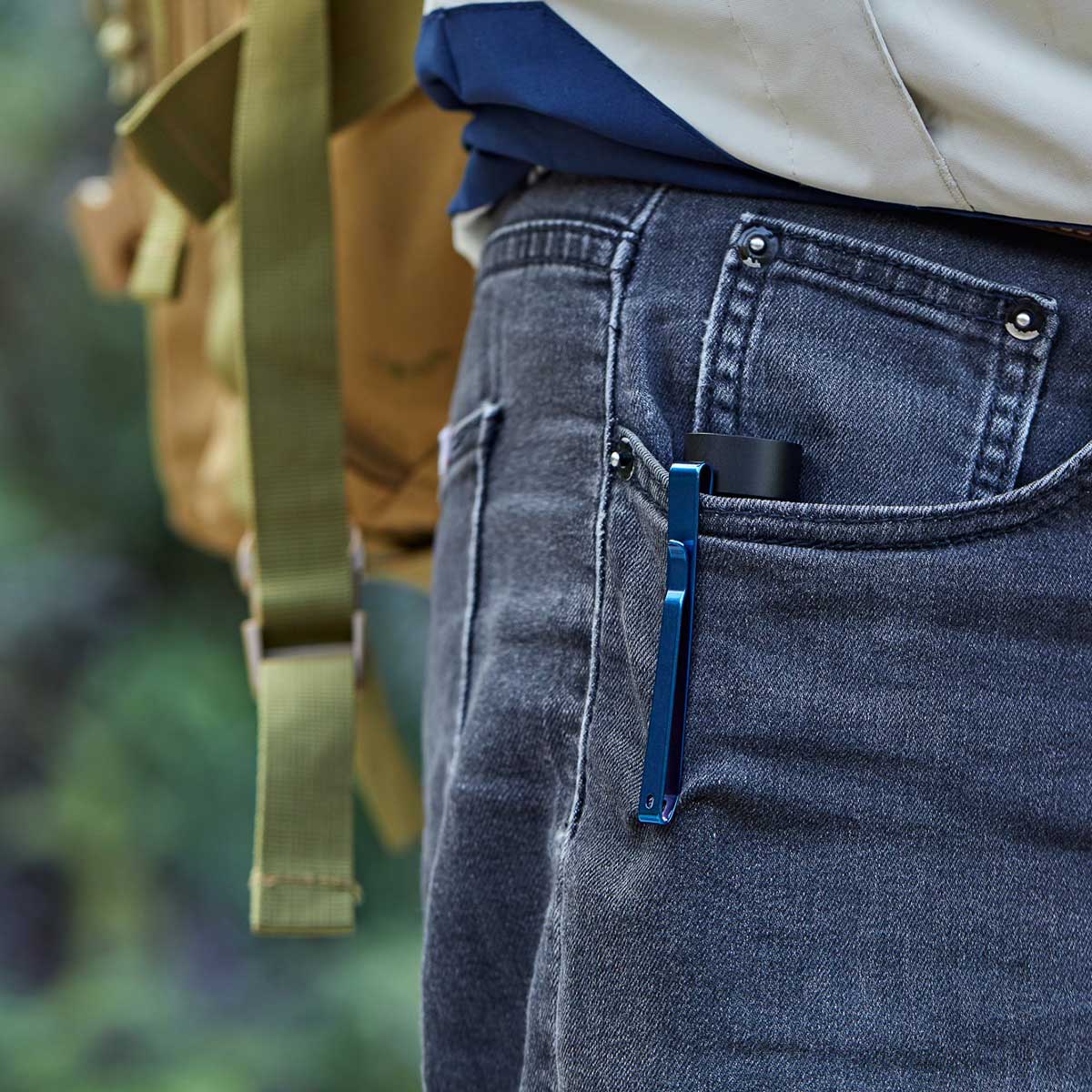 Latarka akumulatorowa Olight Baton 3 Pro Max Cool White Black - 2500 lumenów