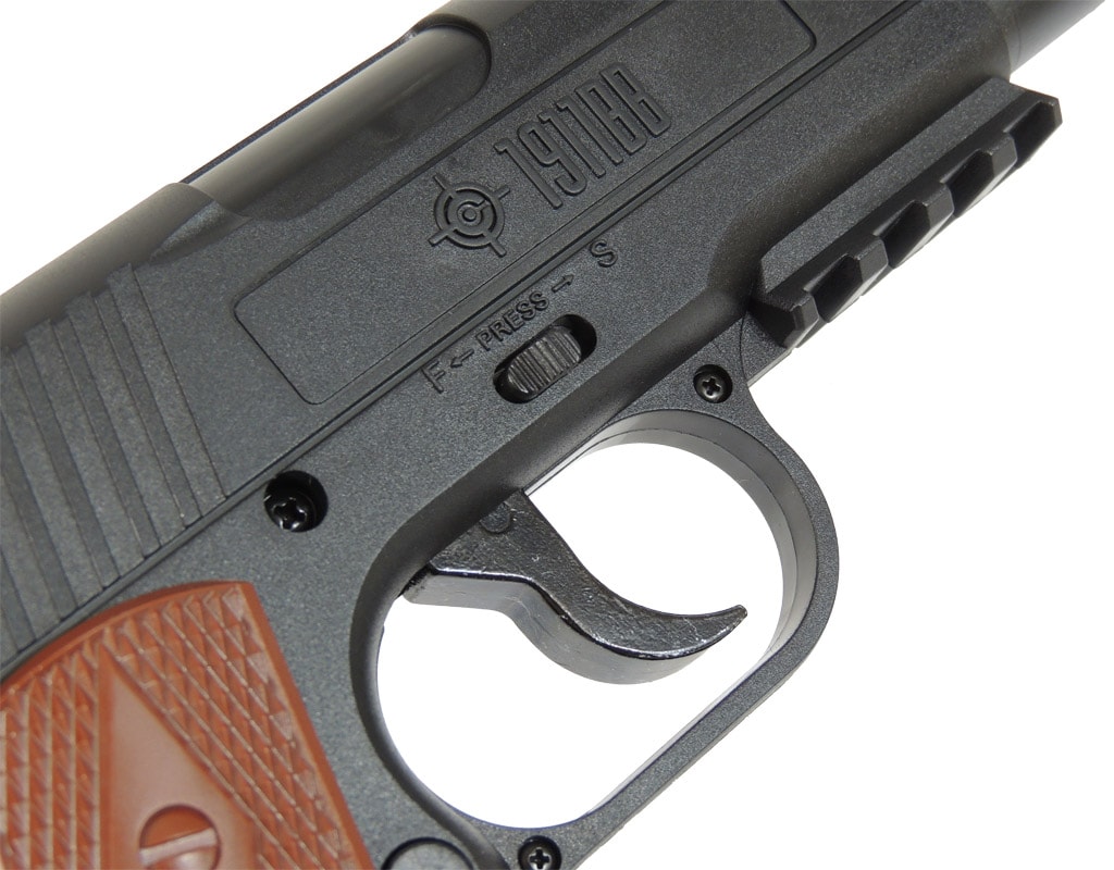 Wiatrówka Crosman 1911BB