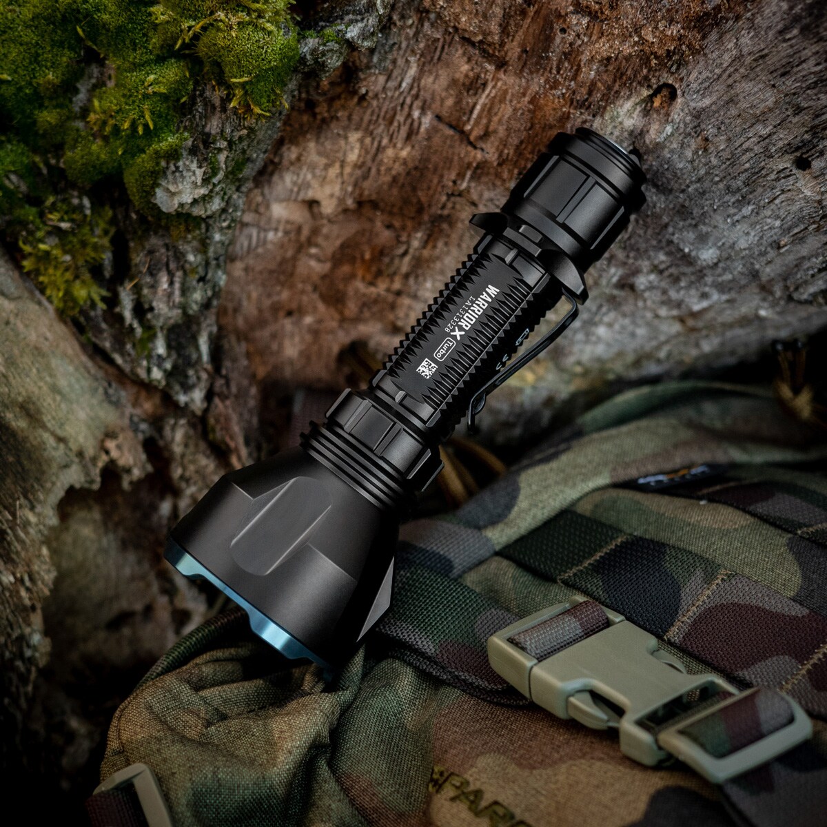 Latarka taktyczna Olight Warrior X Turbo Black - 1100 lumenów