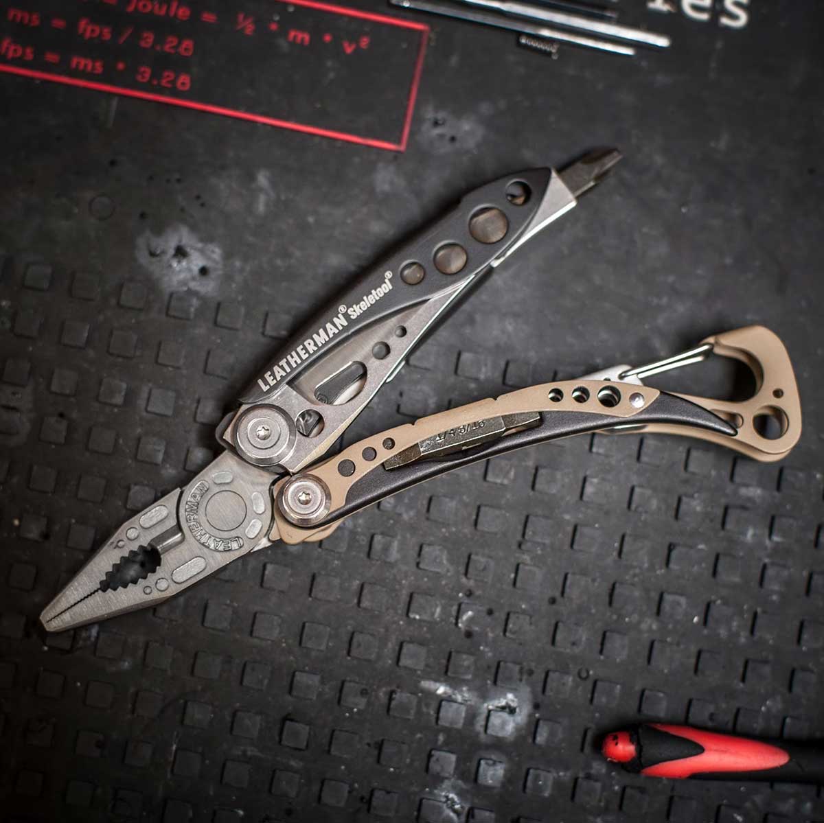 Multitool Leatherman Skeletool Coyote
