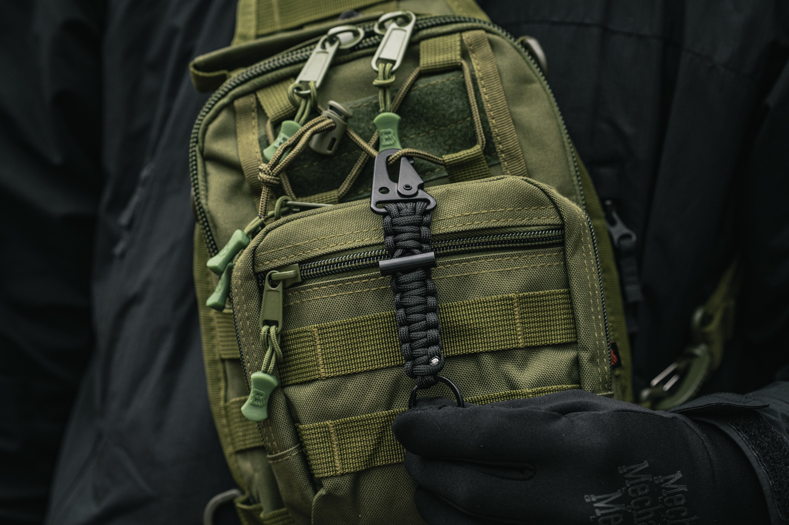 Brelok Badger Outdoor Paracord z krzesiwem - Black