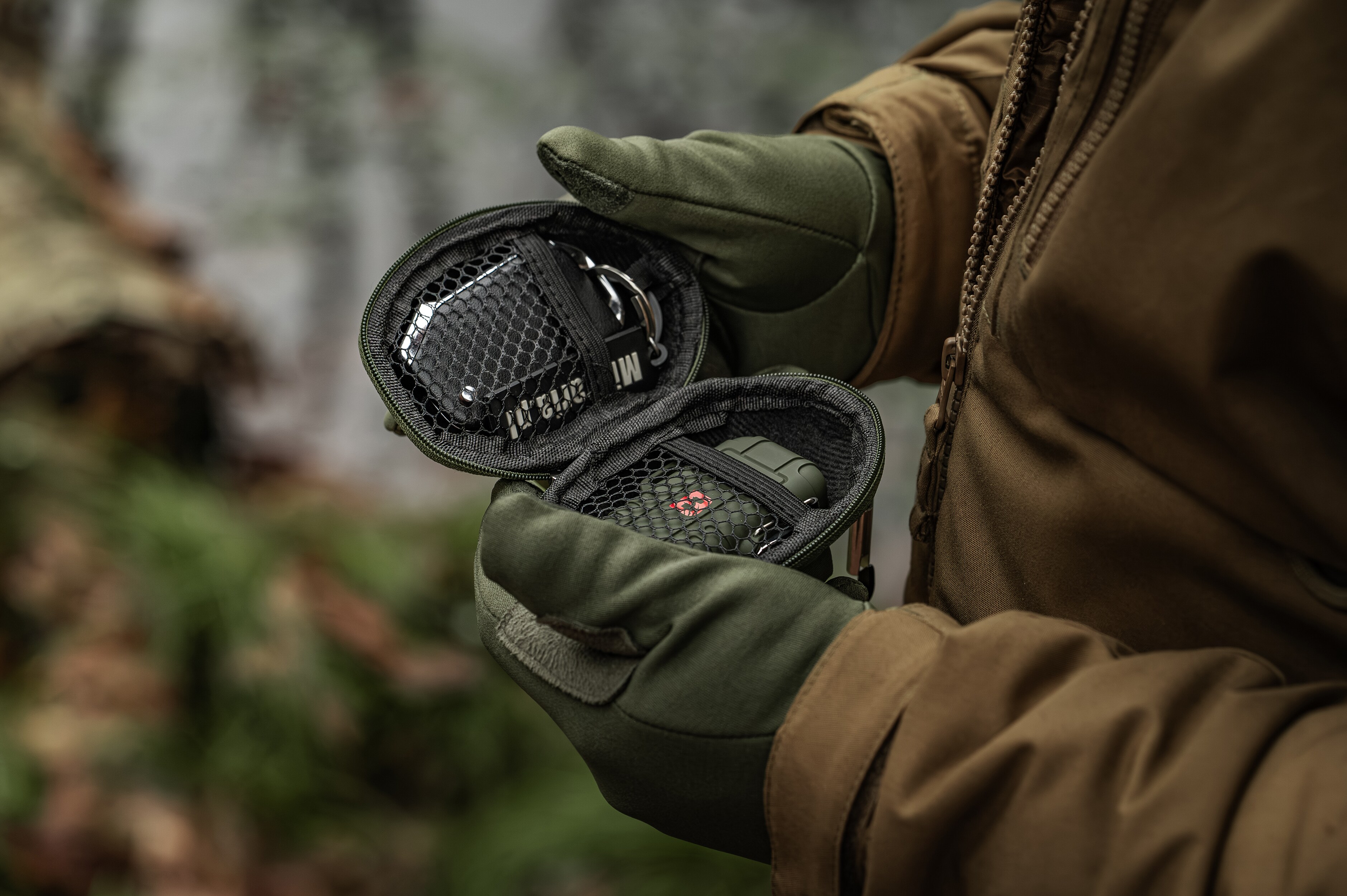 Чохол Badger Outdoor Granat - Olive