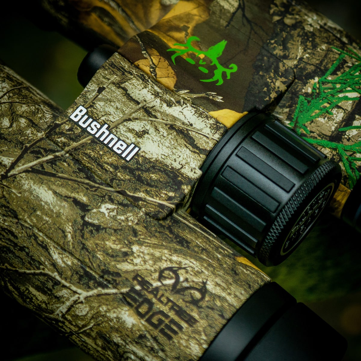 Бінокль Bushnell Engage X 10x42 Realtree Edge Bone Collector