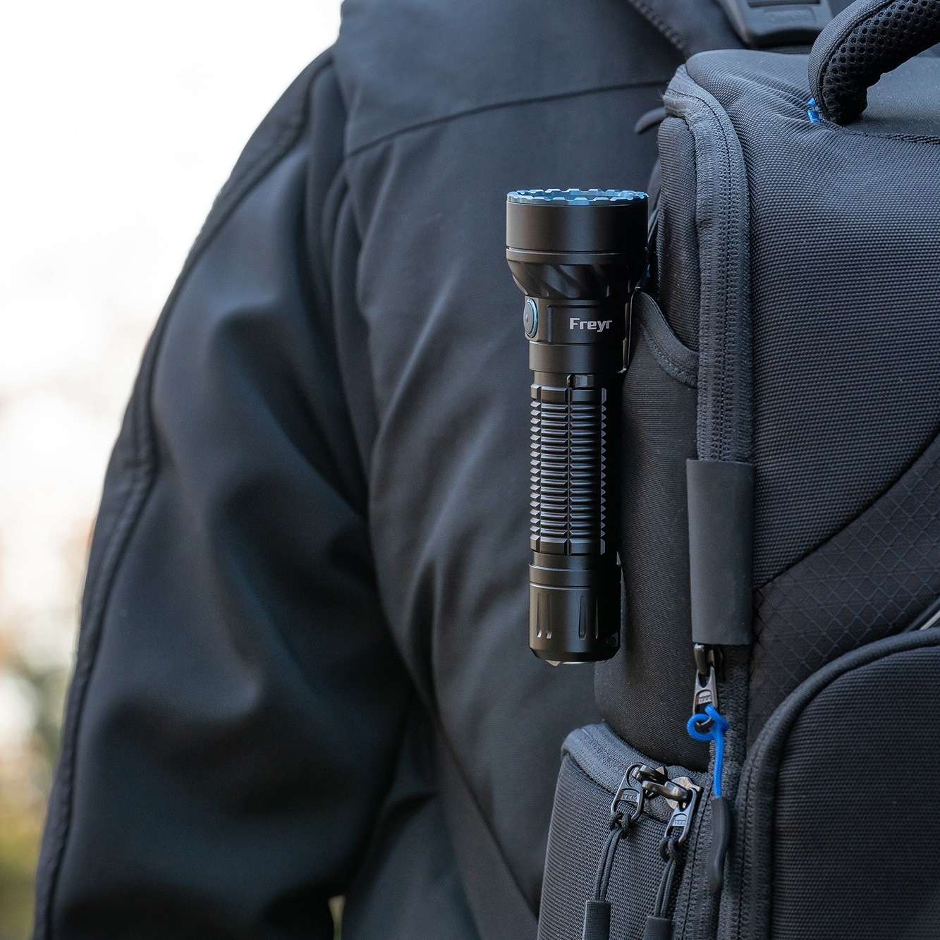 Latarka Olight Freyr Four Colors light - 1750 lumenów