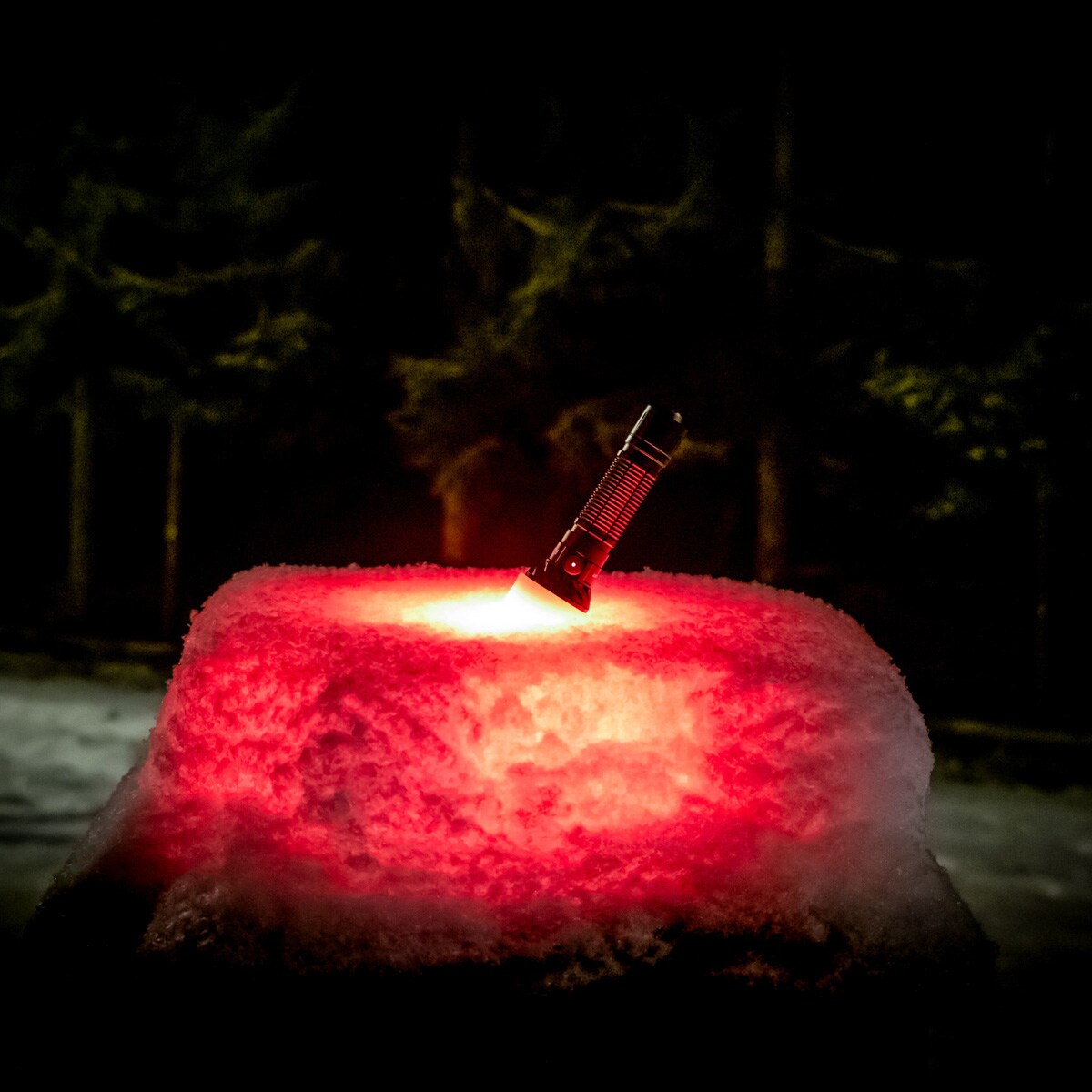 Latarka Olight Freyr Four Colors light - 1750 lumenów