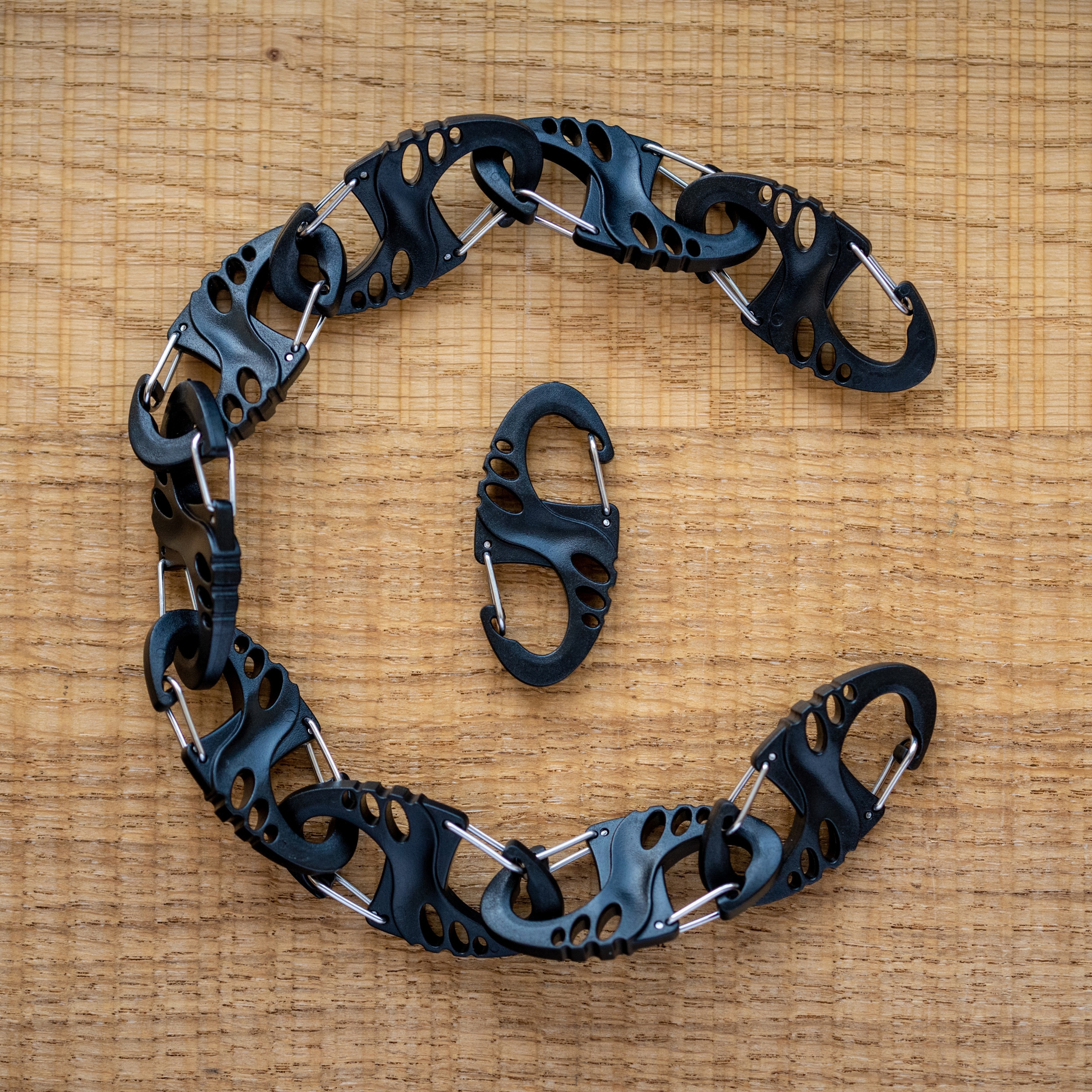 Zestaw karabińczyków Mil-Tec S-Hook Black - 10 szt.