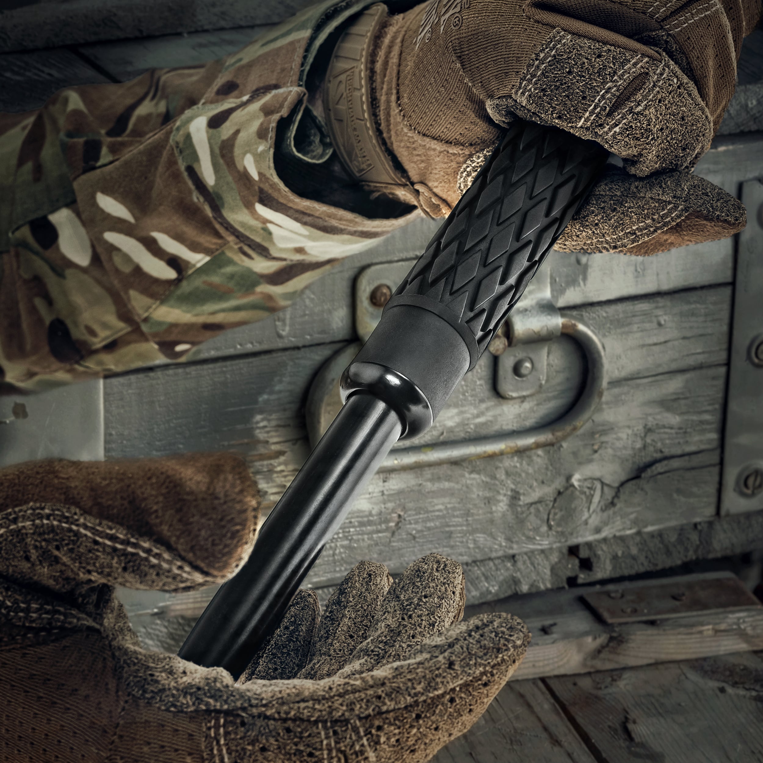 Mil-Tec Expandable Baton with Holster 21