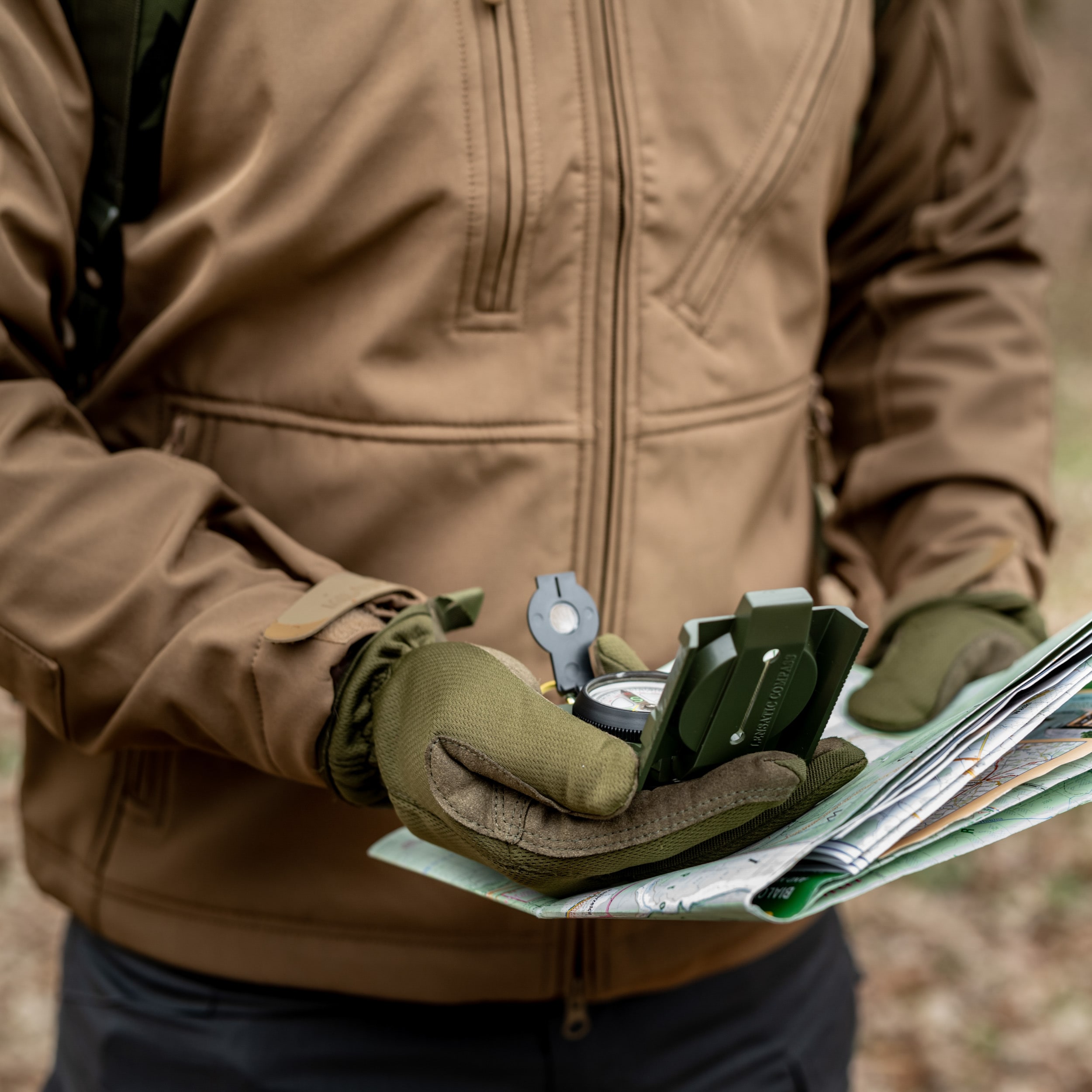 Busola Mil-Tec US Metal z podświetleniem - Olive