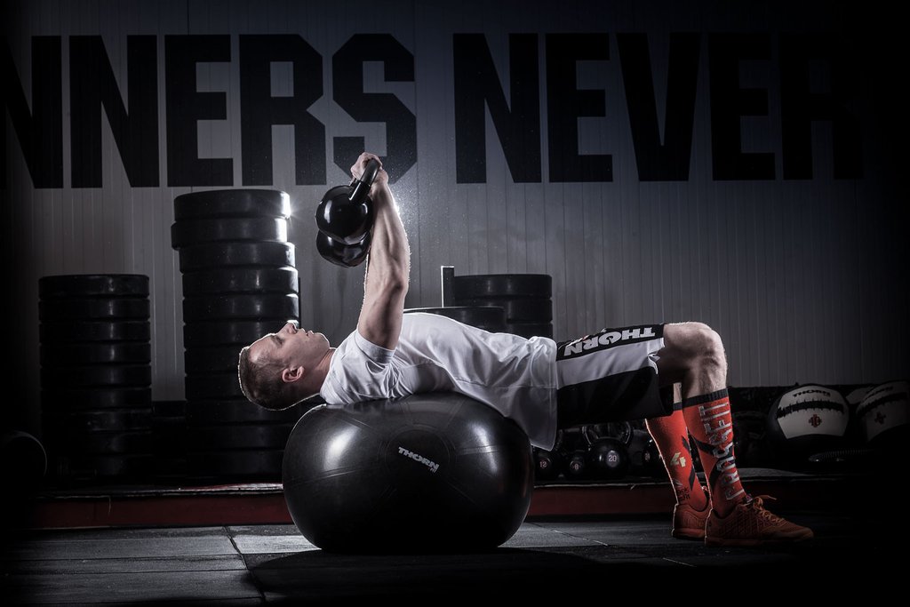 Piłka gimnastyczna Thorn+Fit - Black