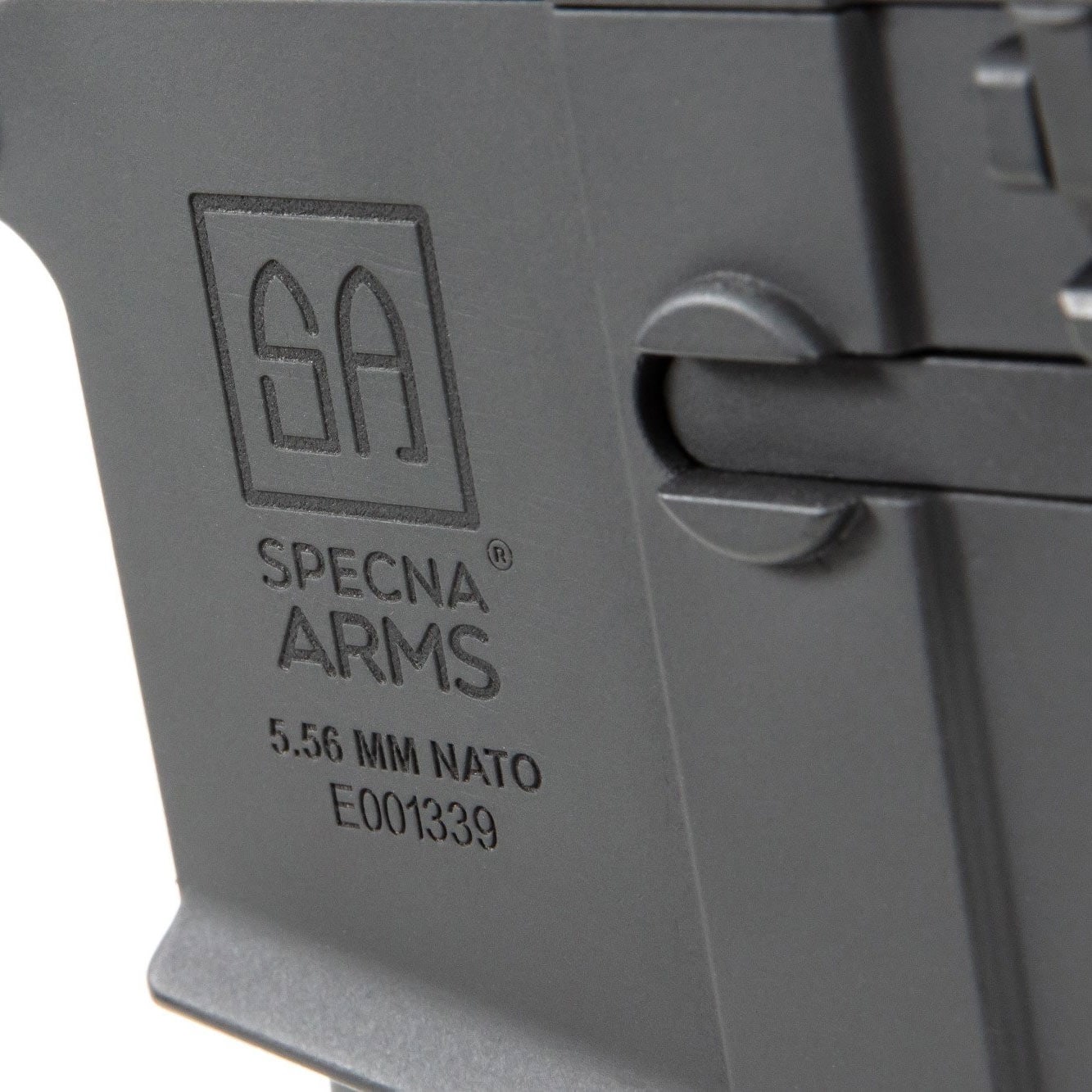 Karabinek szturmowy AEG Specna Arms SA-E06 EDGE - Half-Tan