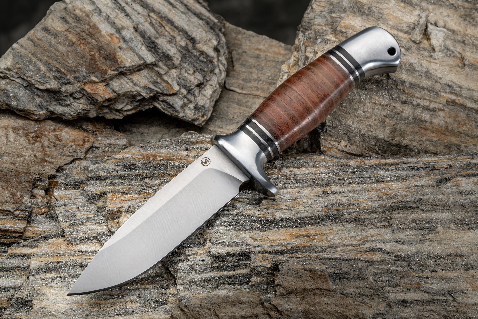 Nóż Boker Magnum Leatherneck Hunter