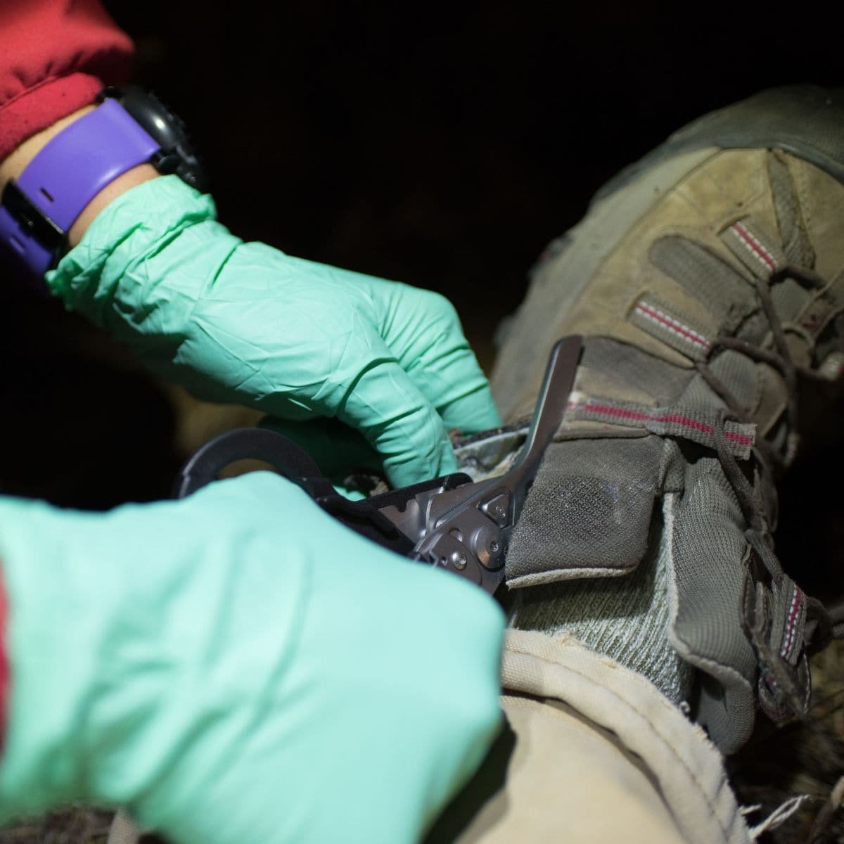 Multitool Leatherman Raptor Rescue Black z kaburą