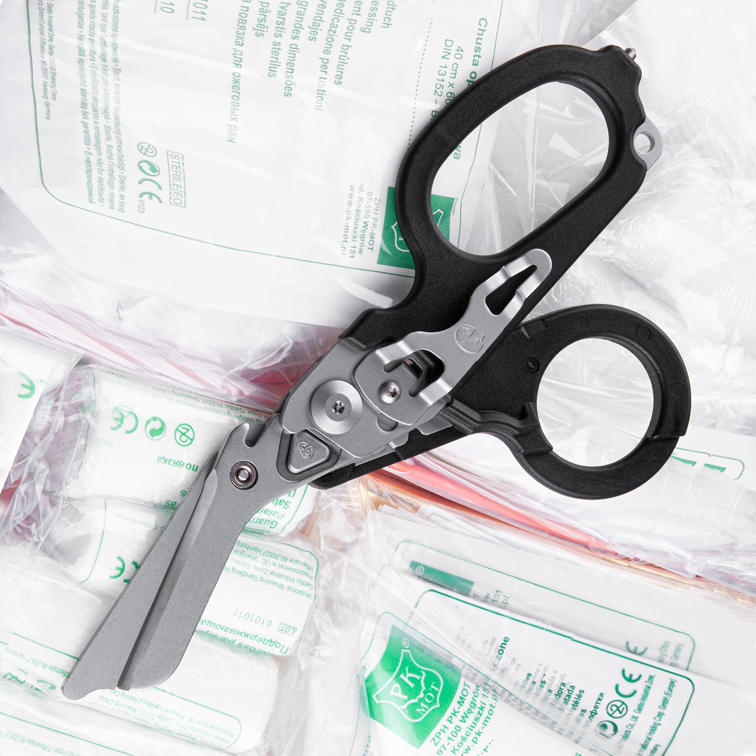 Multitool Leatherman Raptor Rescue Black z kaburą