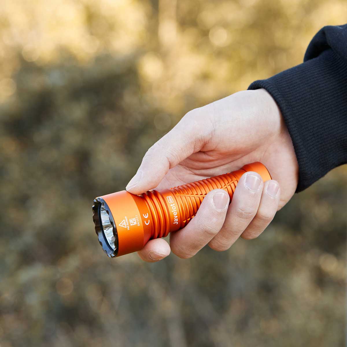 Latarka taktyczna Olight Javelot Mini Limited Edition Orange - 1000 lumenów
