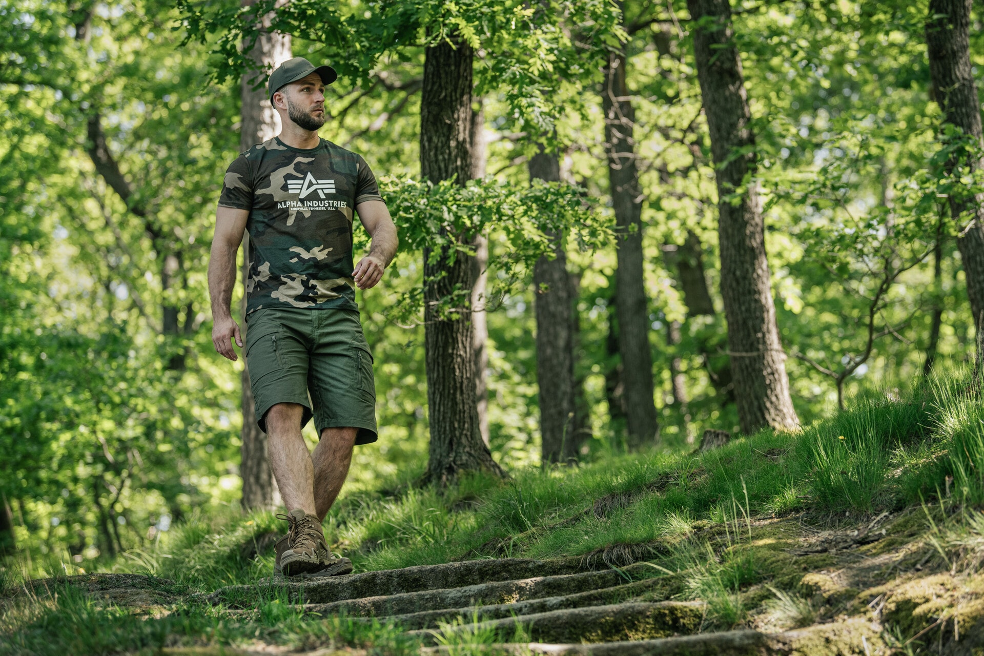 Футболка T-shirt Alpha Industries Basic - Woodland Camo 65