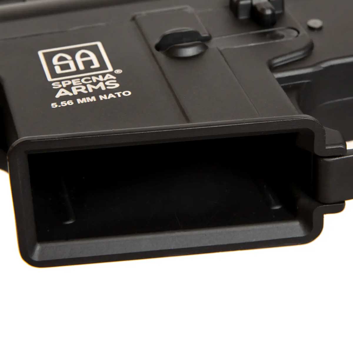 Karabinek szturmowy AEG Specna Arms SA-A33 ONE - Half-Tan