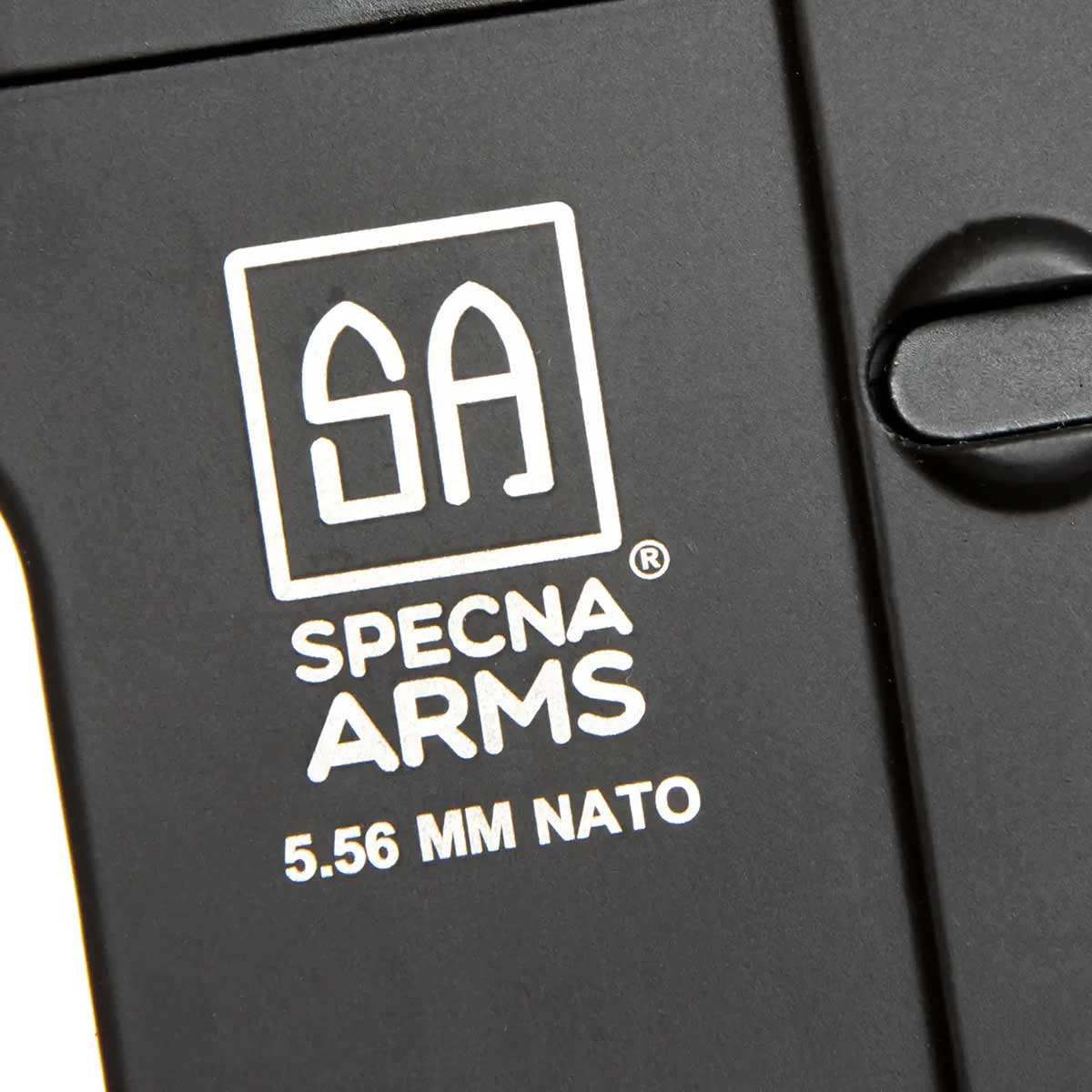 Karabinek szturmowy AEG Specna Arms SA-A33 ONE - Half-Tan