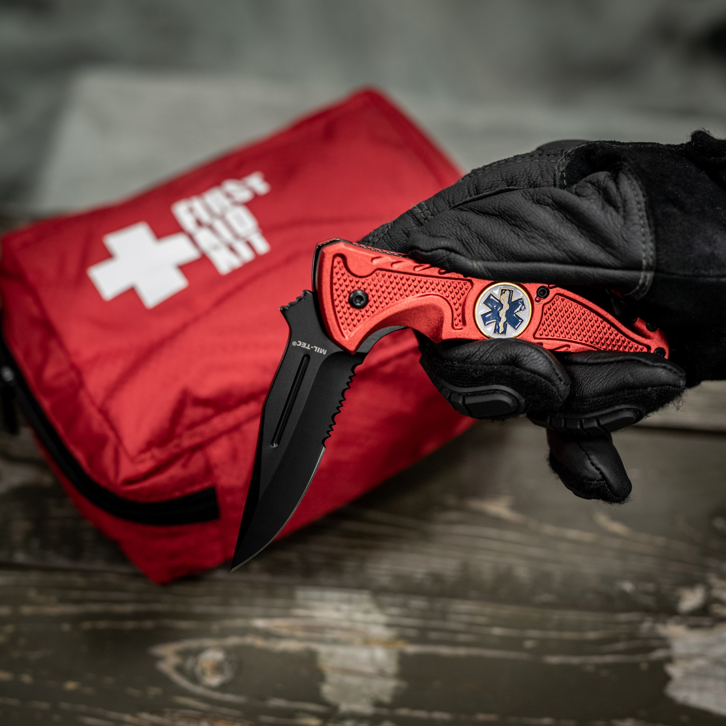 Складаний рятувальний ніж Mil-Tec Rescue Red