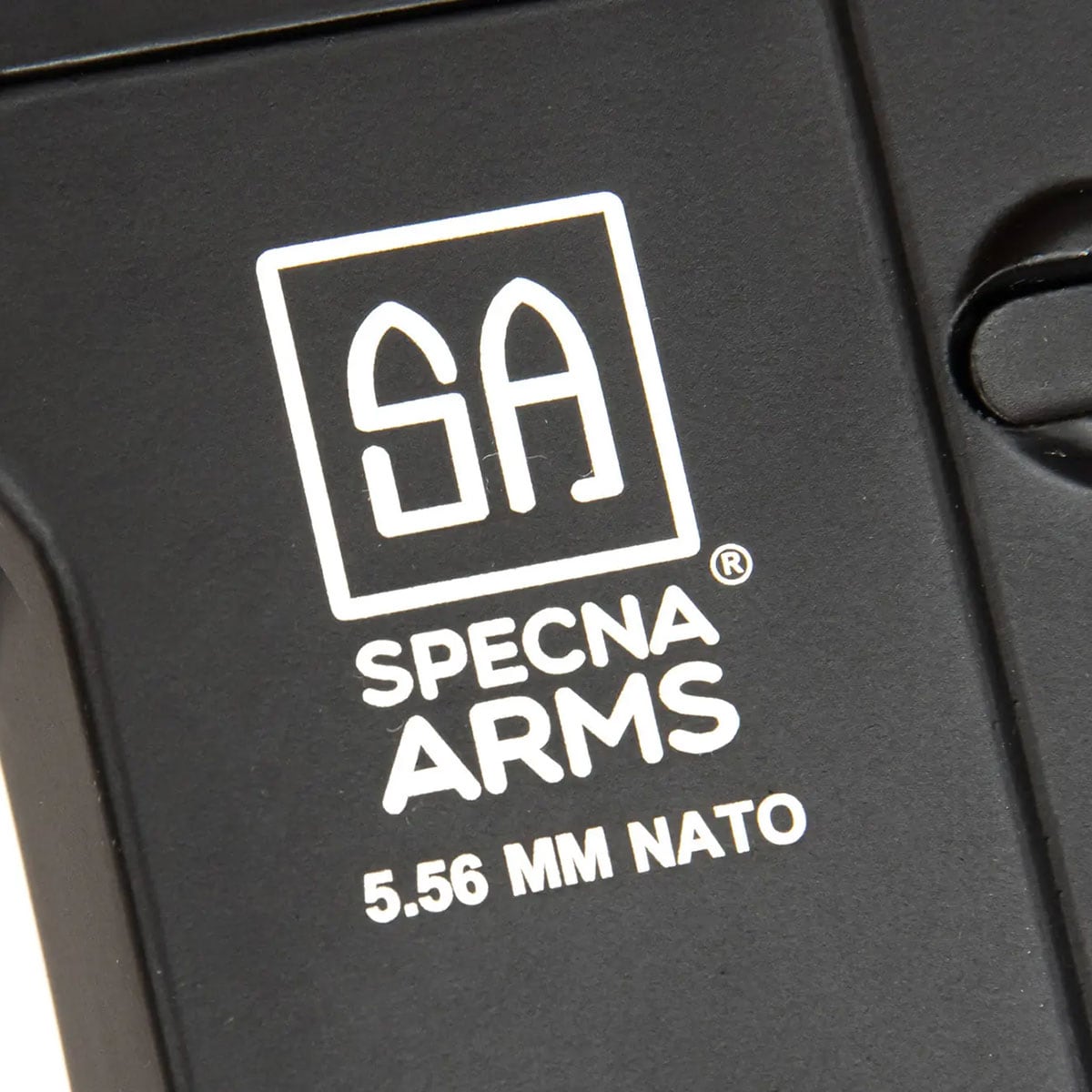 Штурмовий карабін AEG Specna Arms SA-B03 SAEC System V2 - Half-Tan
