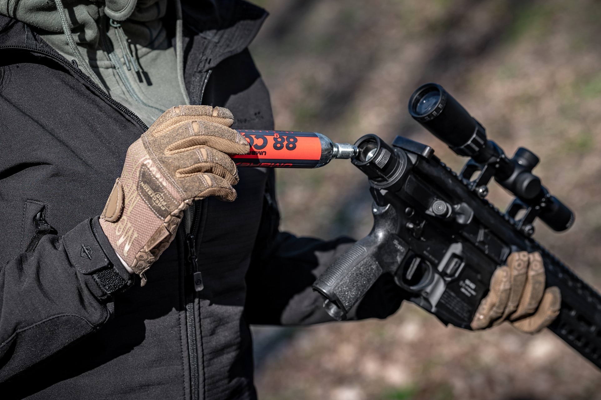 Wiatrówka Sig Sauer MCX 4,5 mm Gen. 2 z lunetą 1-4X24 - Black