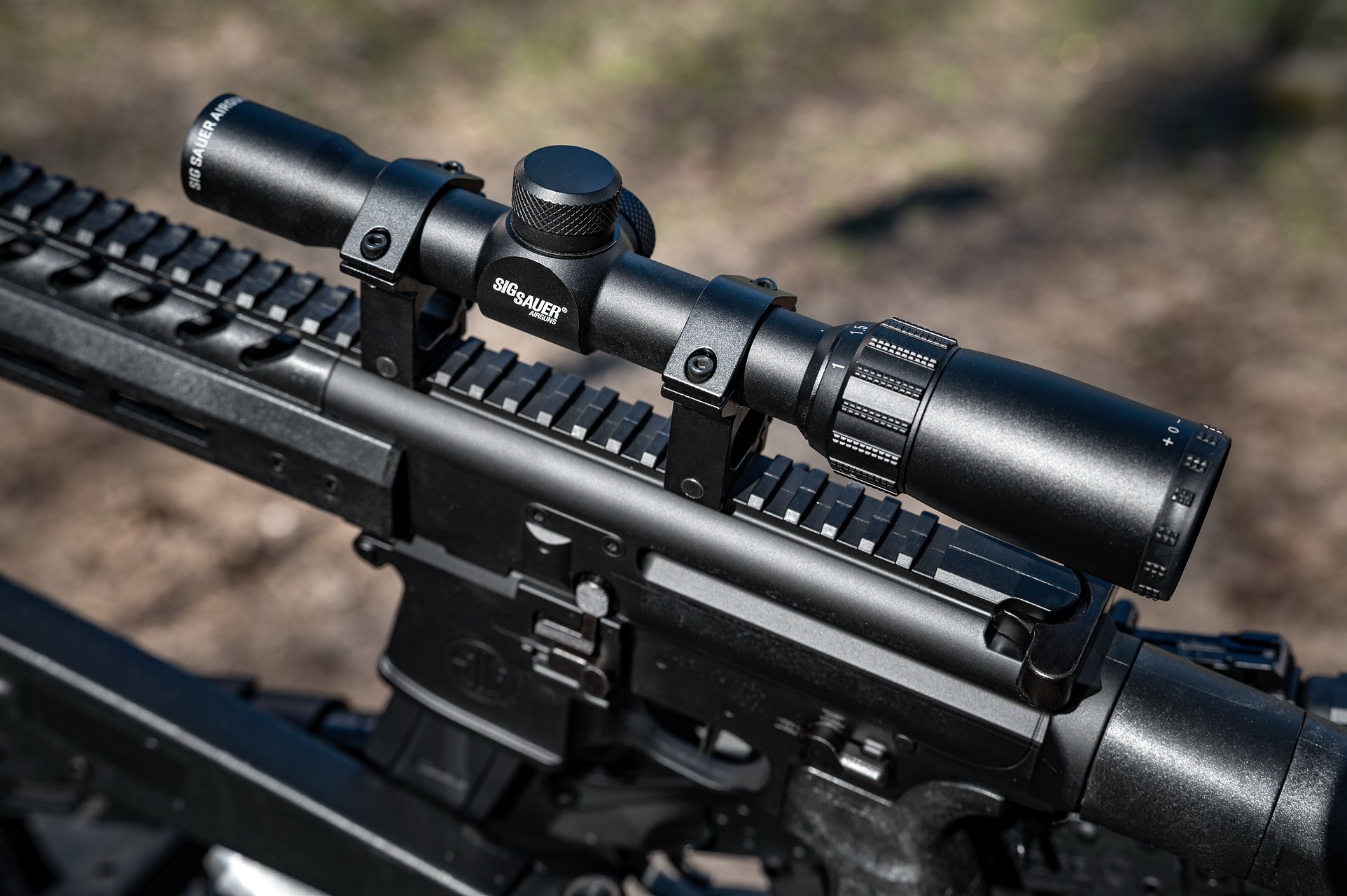 Wiatrówka Sig Sauer MCX 4,5 mm Gen. 2 z lunetą 1-4X24 - Black