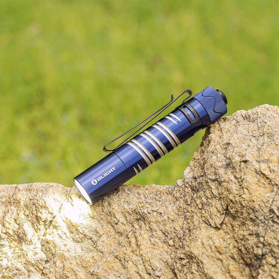 Ліхтарик Olight I5R EOS Regal Blue - 350 люменів