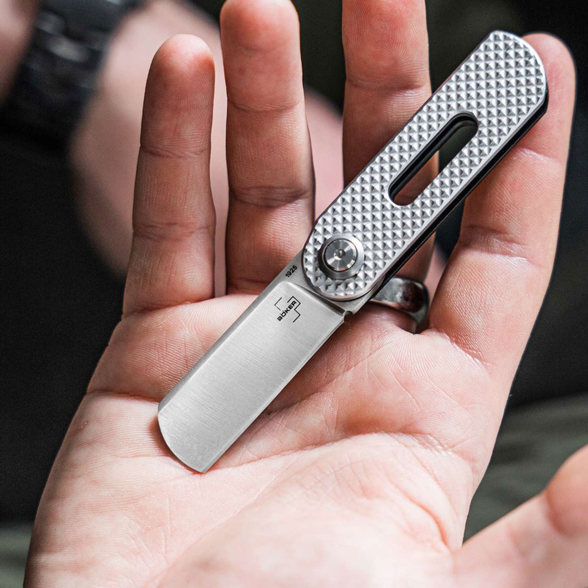 Nóż składany Boker Plus Ovalmoon Swivel