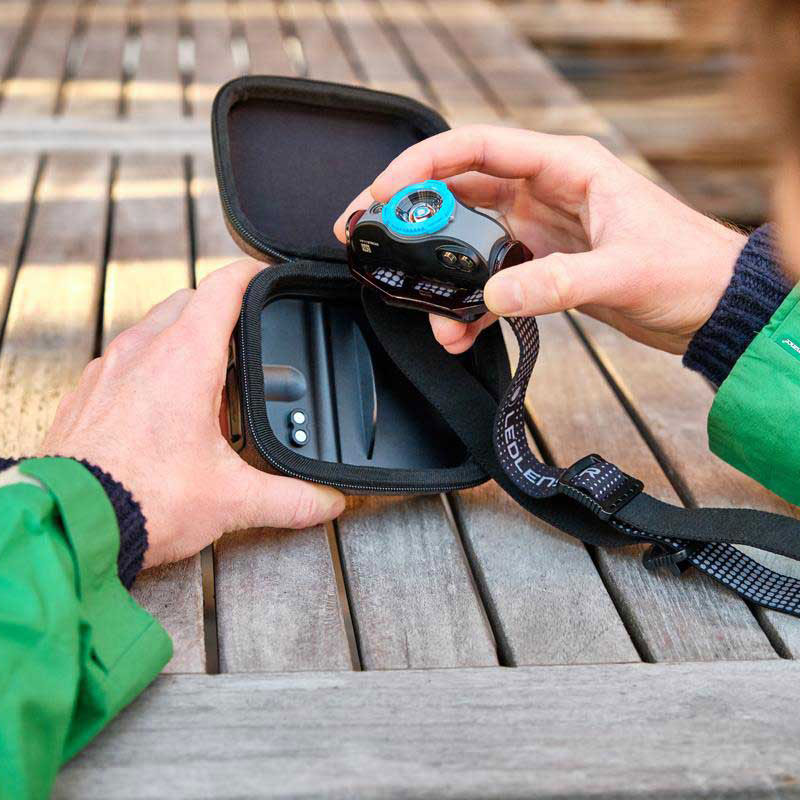 Чохол для ліхтарика Ledlenser Powercase з функцією powerbank