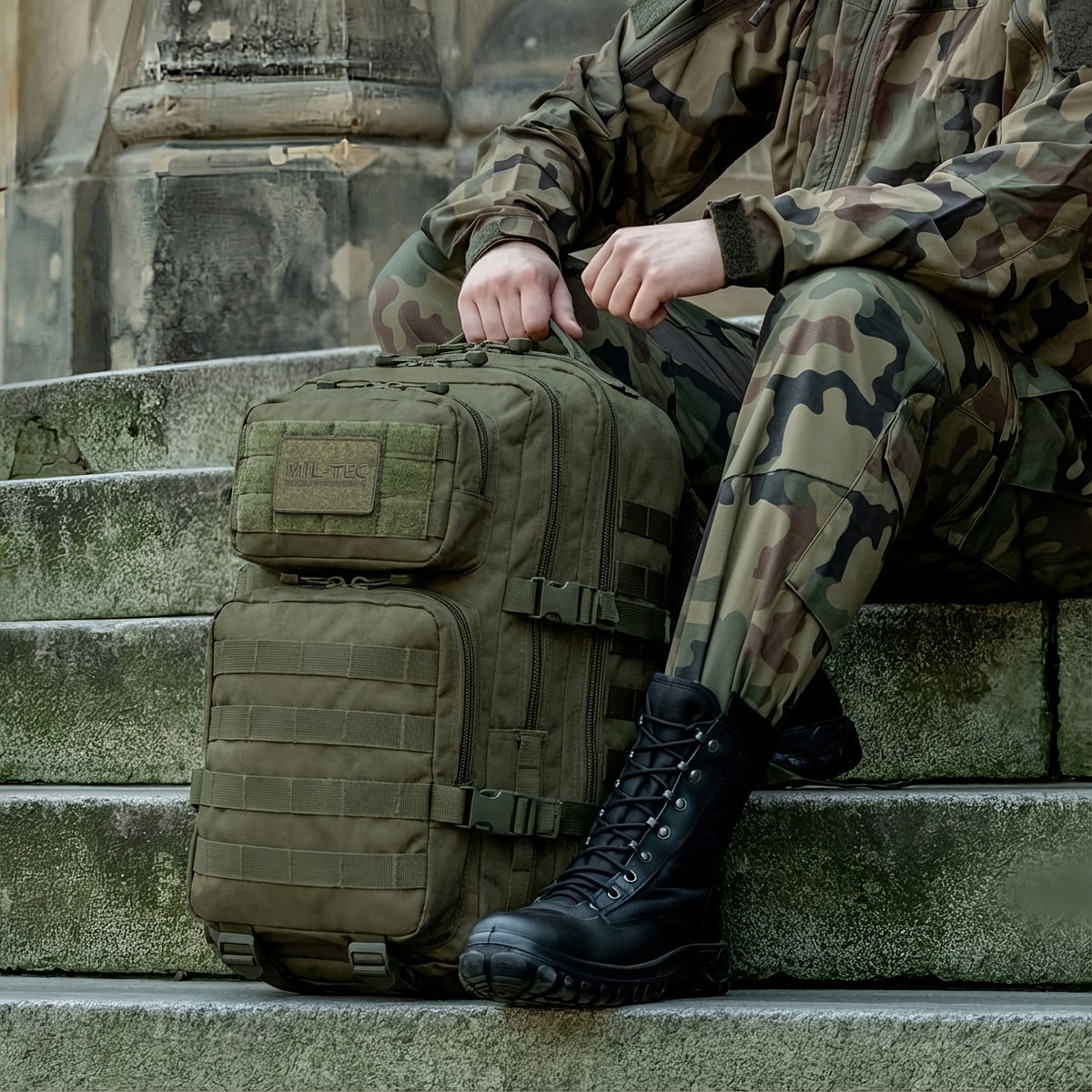 Plecak Mil-Tec Assault Pack Large 36 l - Olive