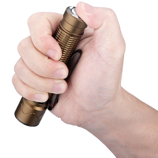 Latarka Olight Warrior Mini 2 Desert Tan - 1750 lumenów