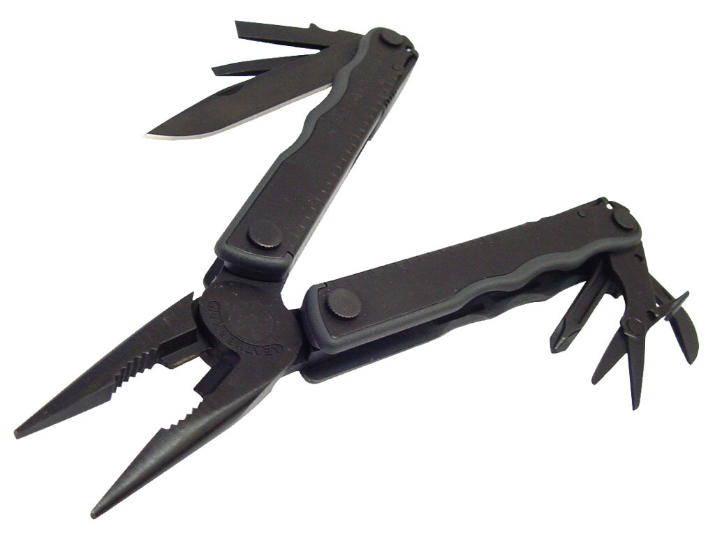 Multitool Leatherman Fuse Black z kaburą