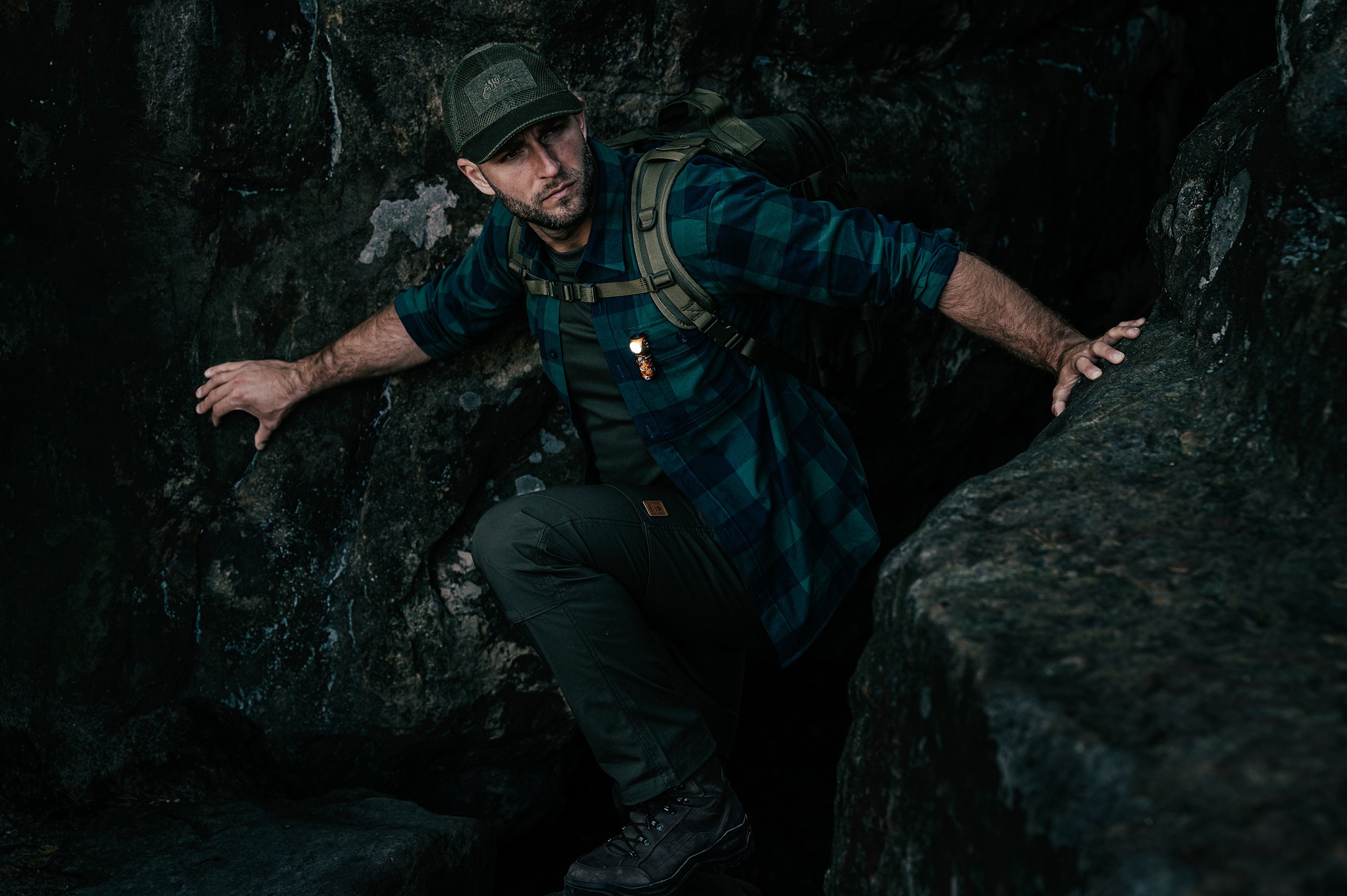 Spodnie Helikon Woodsman - Taiga Green