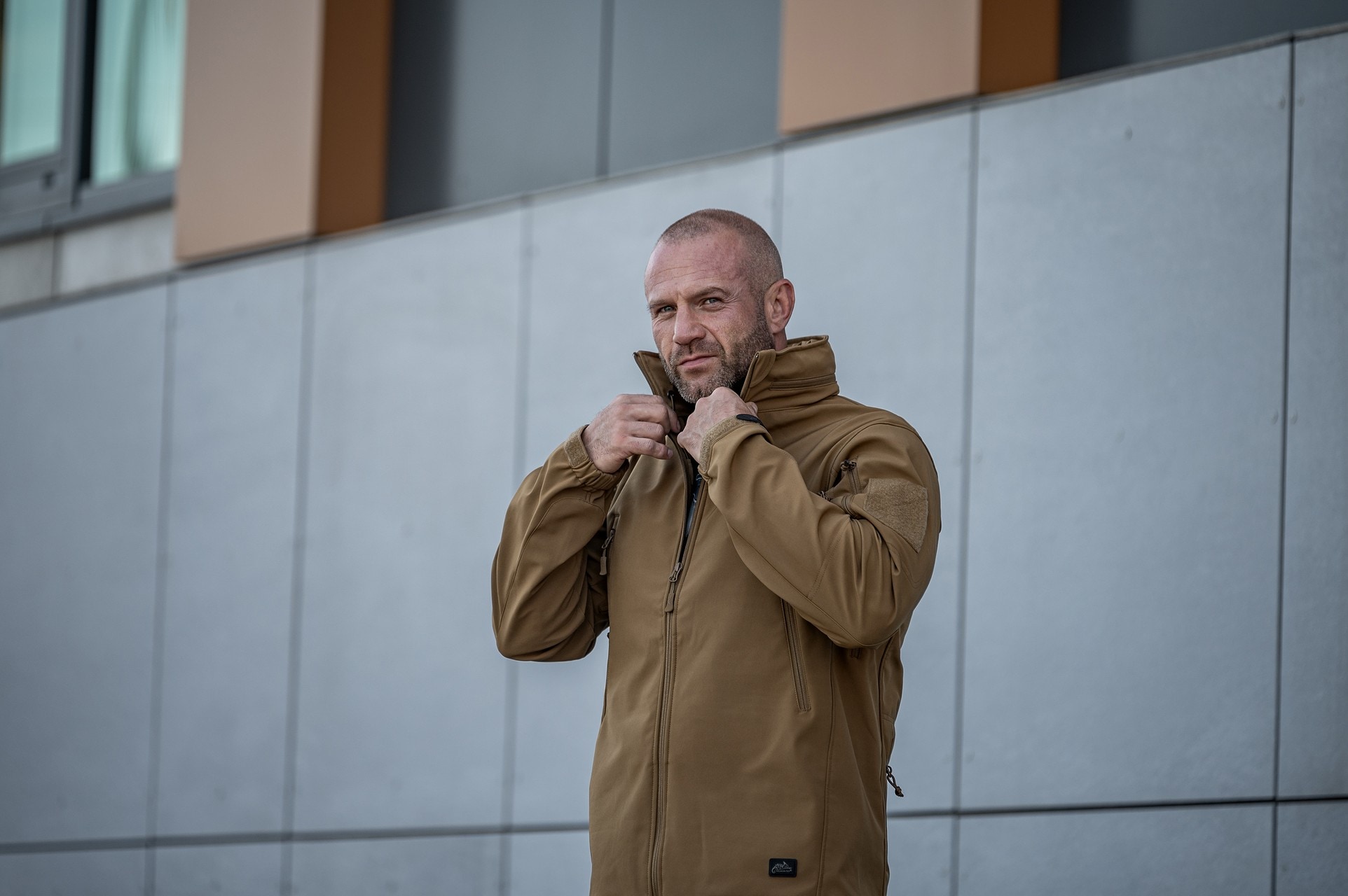 Kurtka Helikon-Tex Gunfighter Softshell Shark Skin Windblocker - Coyote