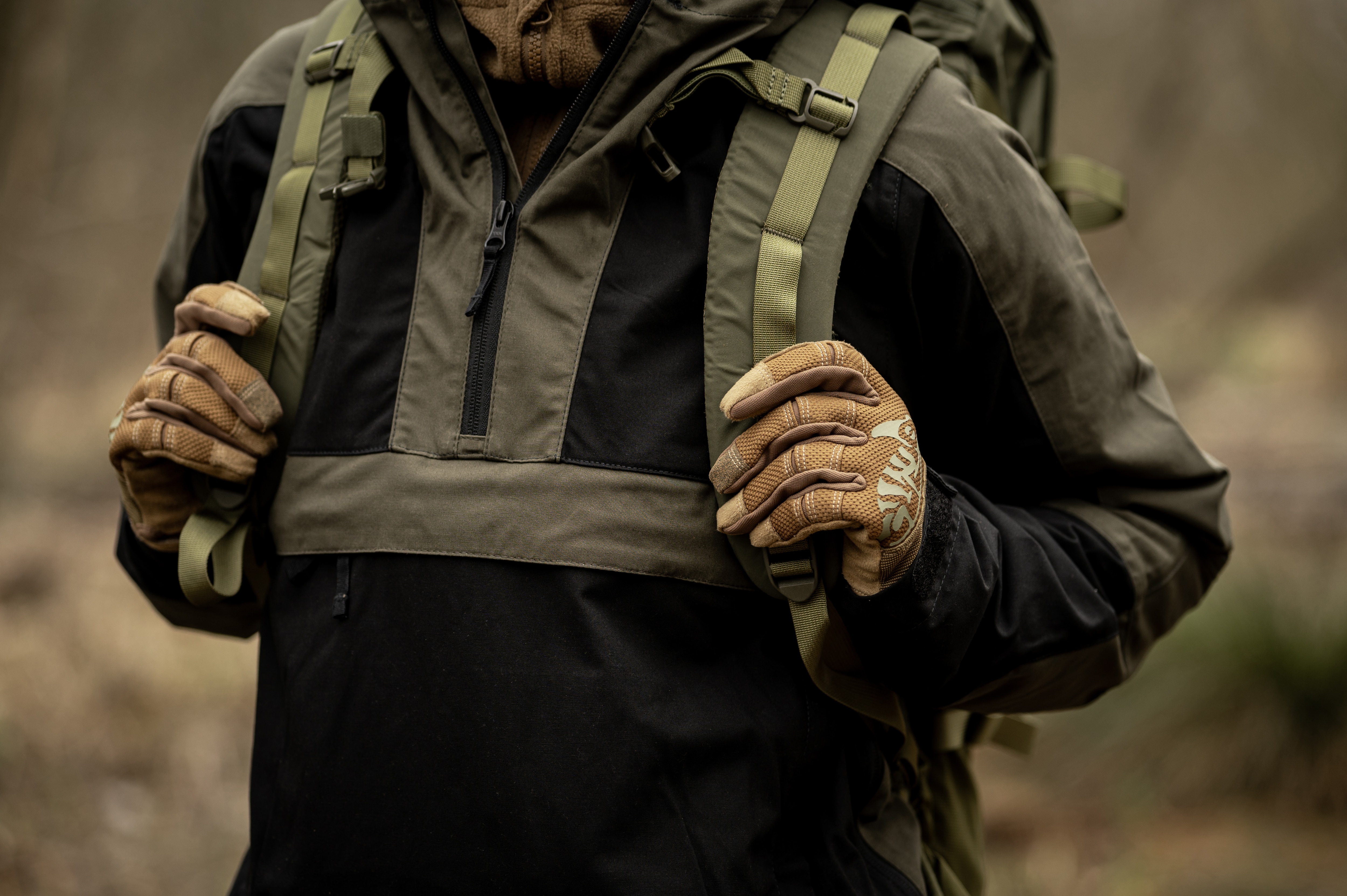 Куртка Helikon Woodsman Anorak - Black/Taiga Green