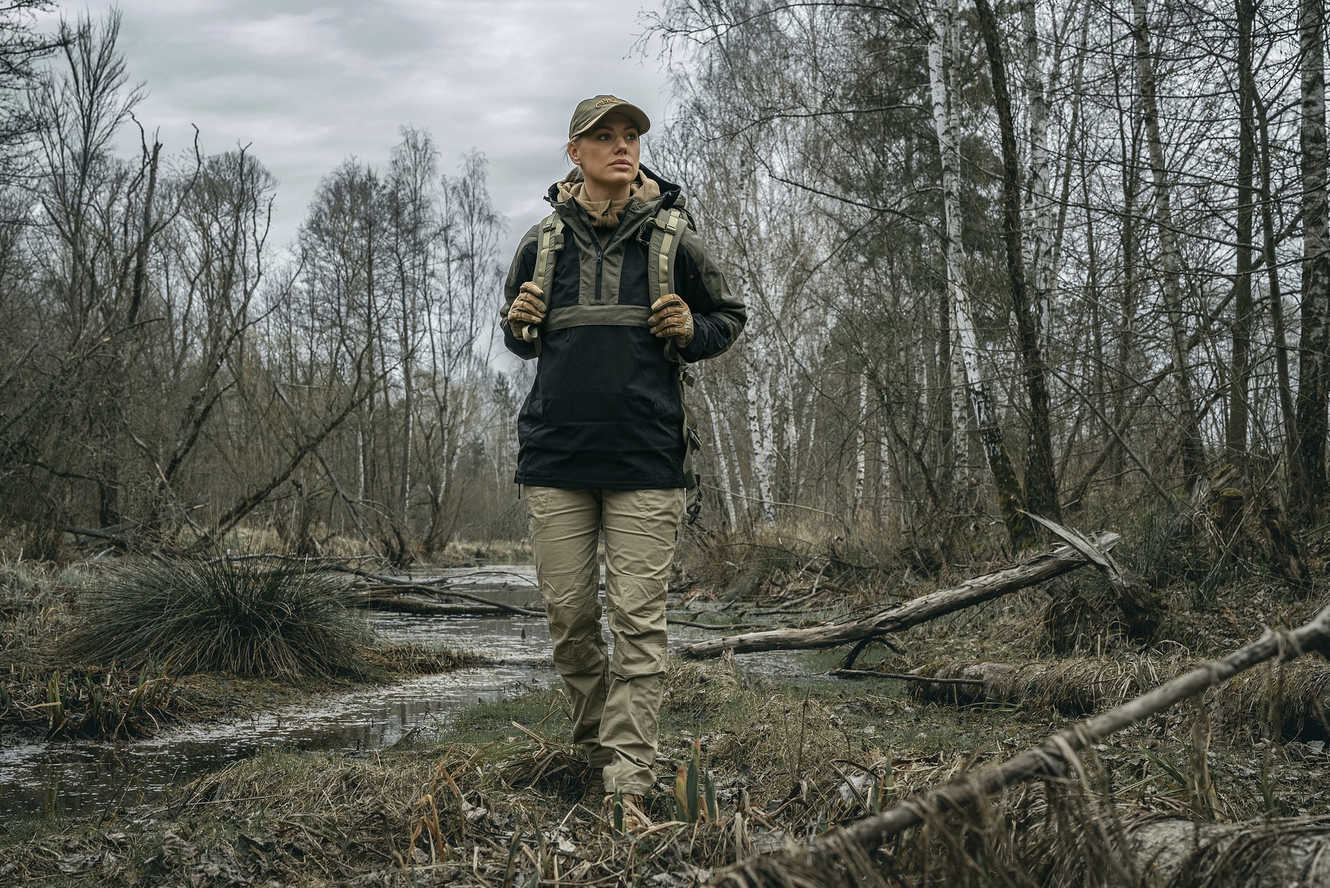 Куртка Helikon Woodsman Anorak - Black/Taiga Green