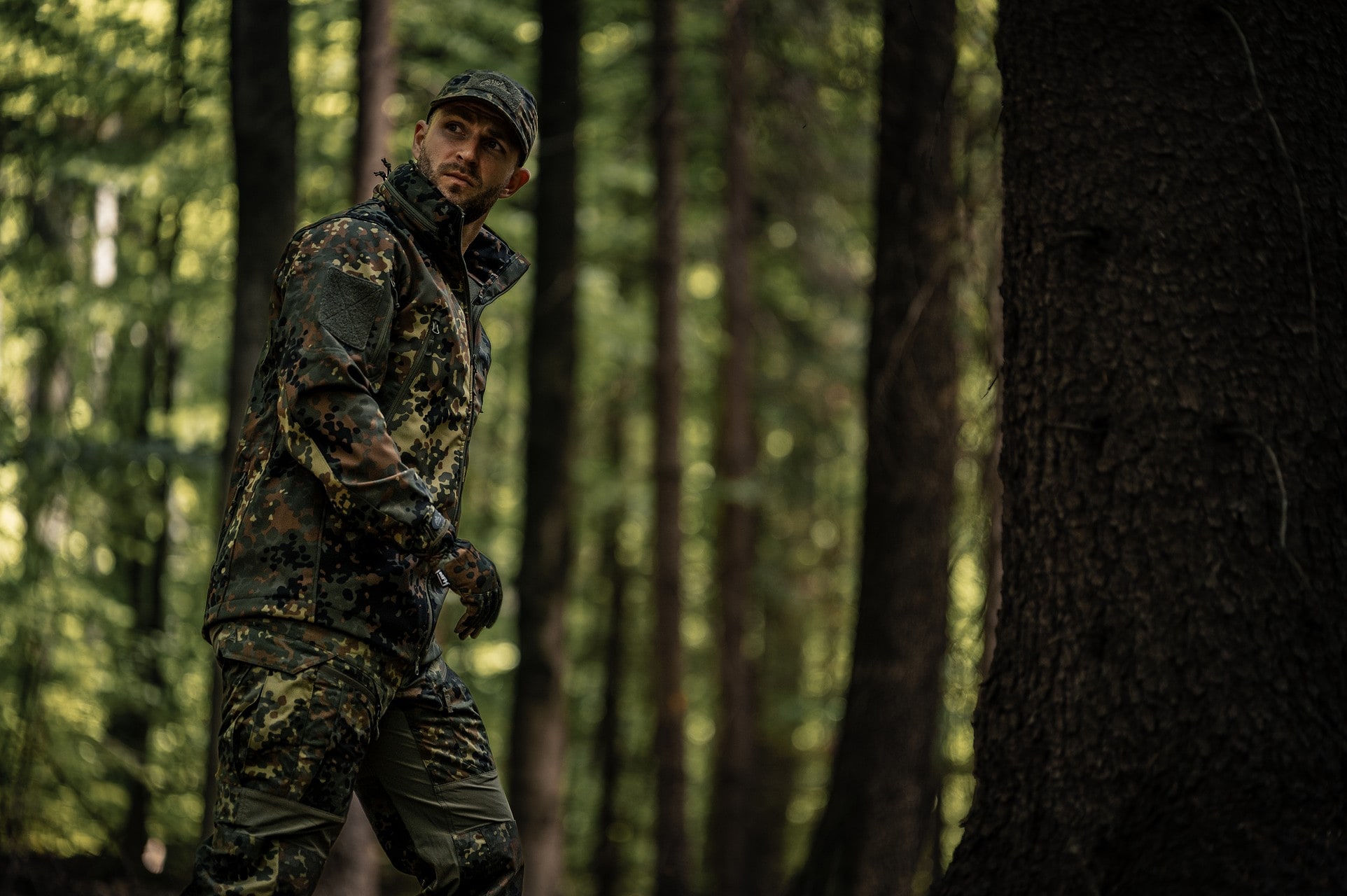 Kurtka Helikon-Tex Gunfighter Softshell Shark Skin Windblocker - Flecktarn