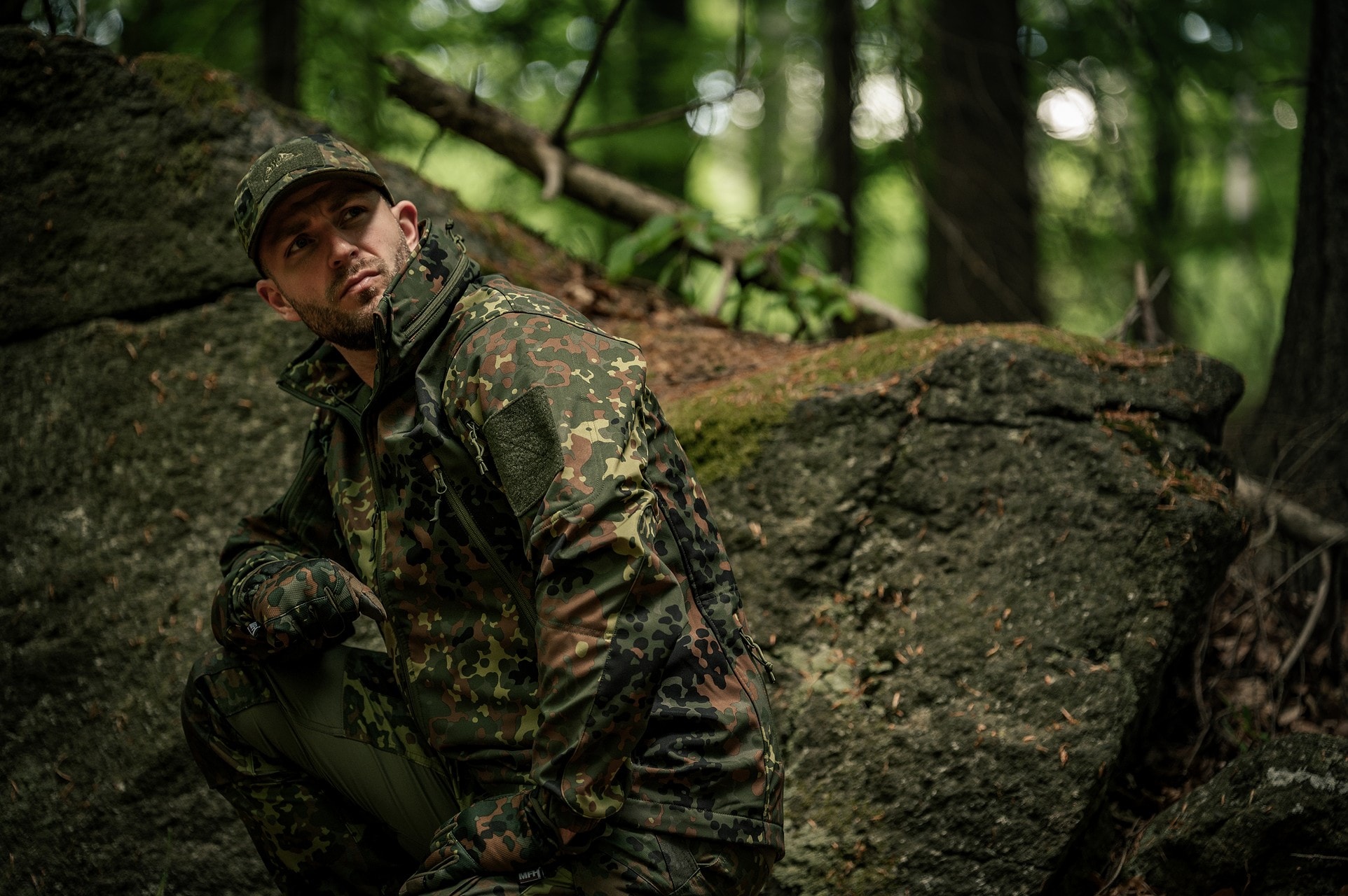 Kurtka Helikon-Tex Gunfighter Softshell Shark Skin Windblocker - Flecktarn