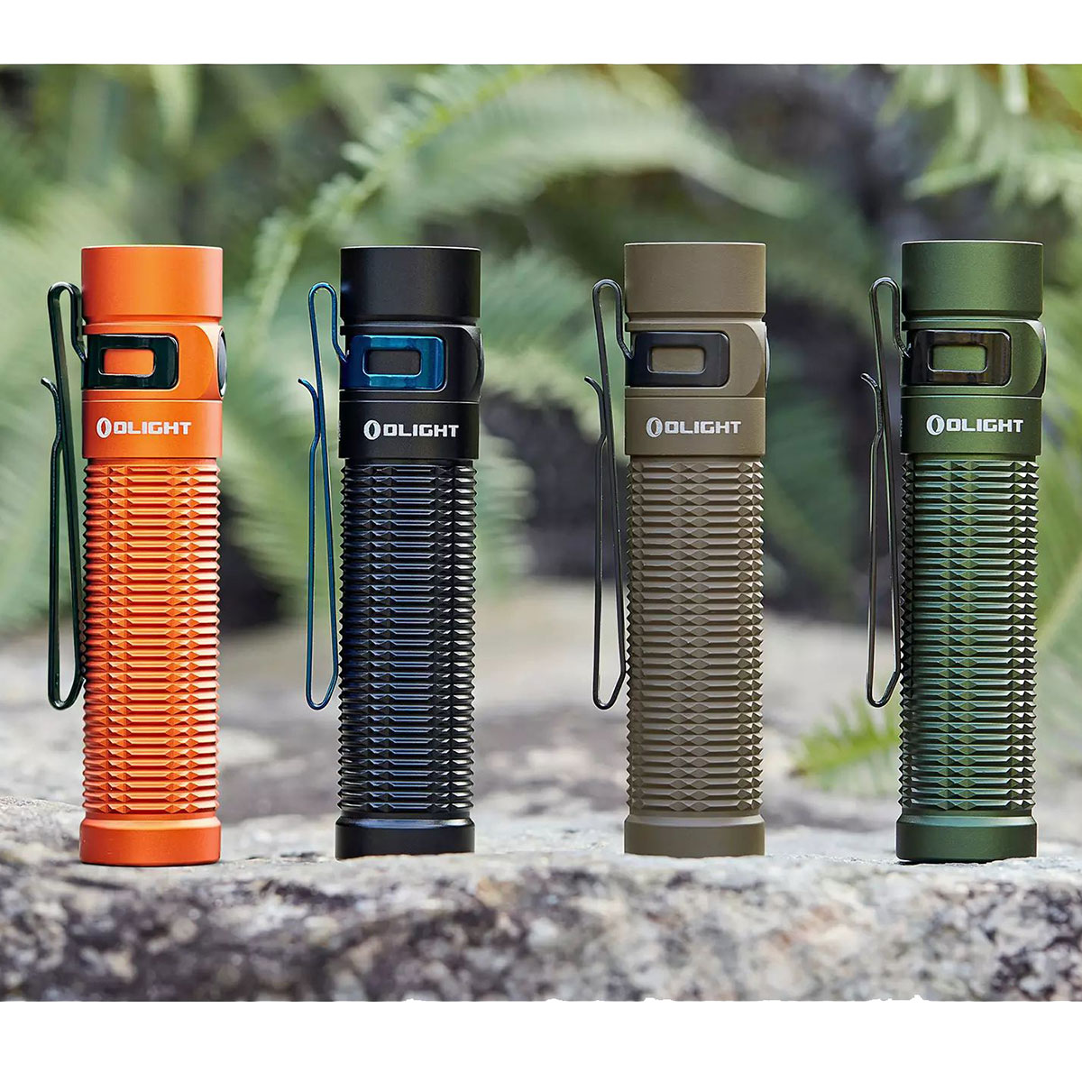 Latarka akumulatorowa Olight Baton 3 Pro Max Cool White Orange - 2500 lumenów