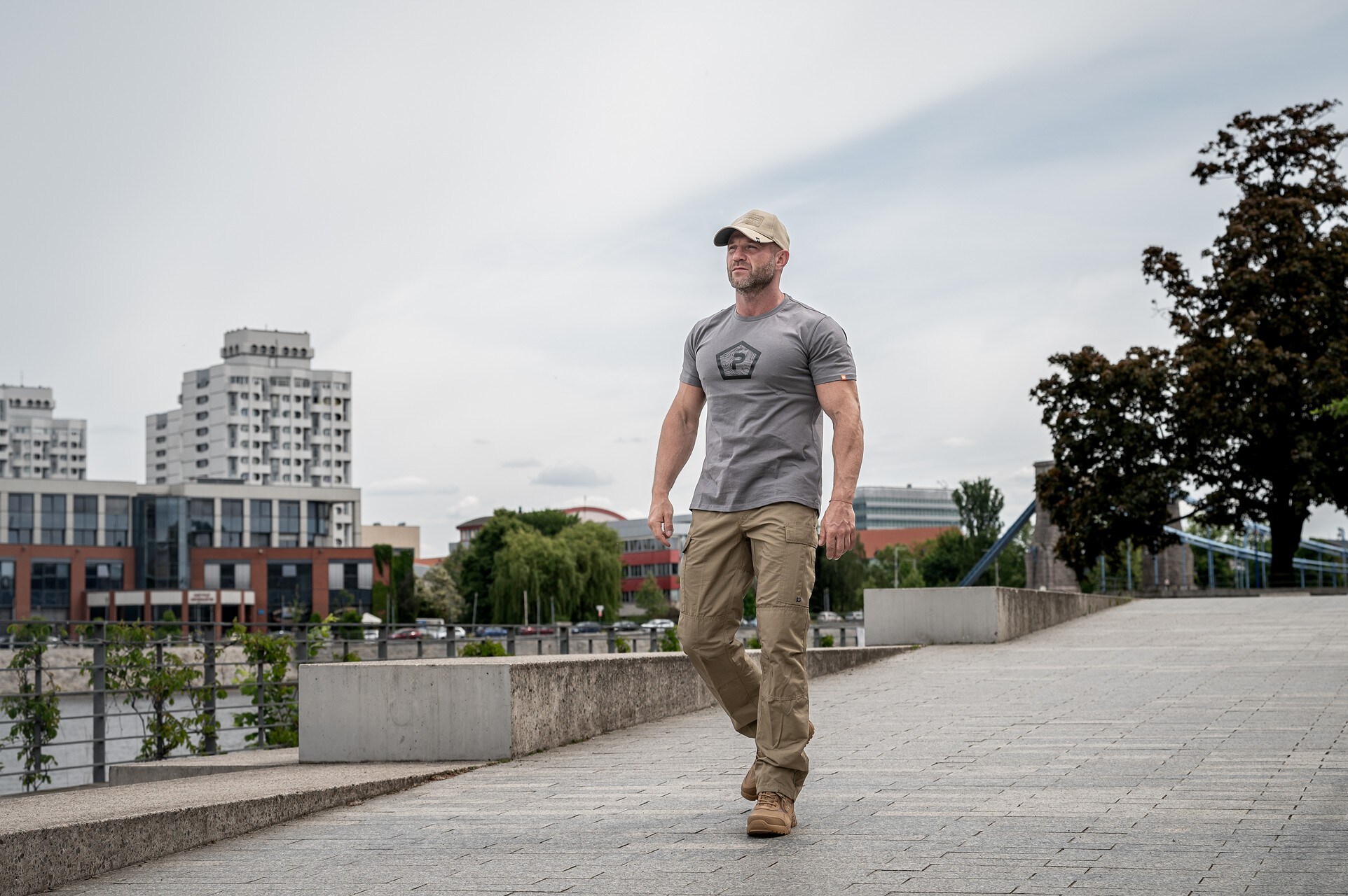 Футболка T-shirt Pentagon Shape - Wolf Grey