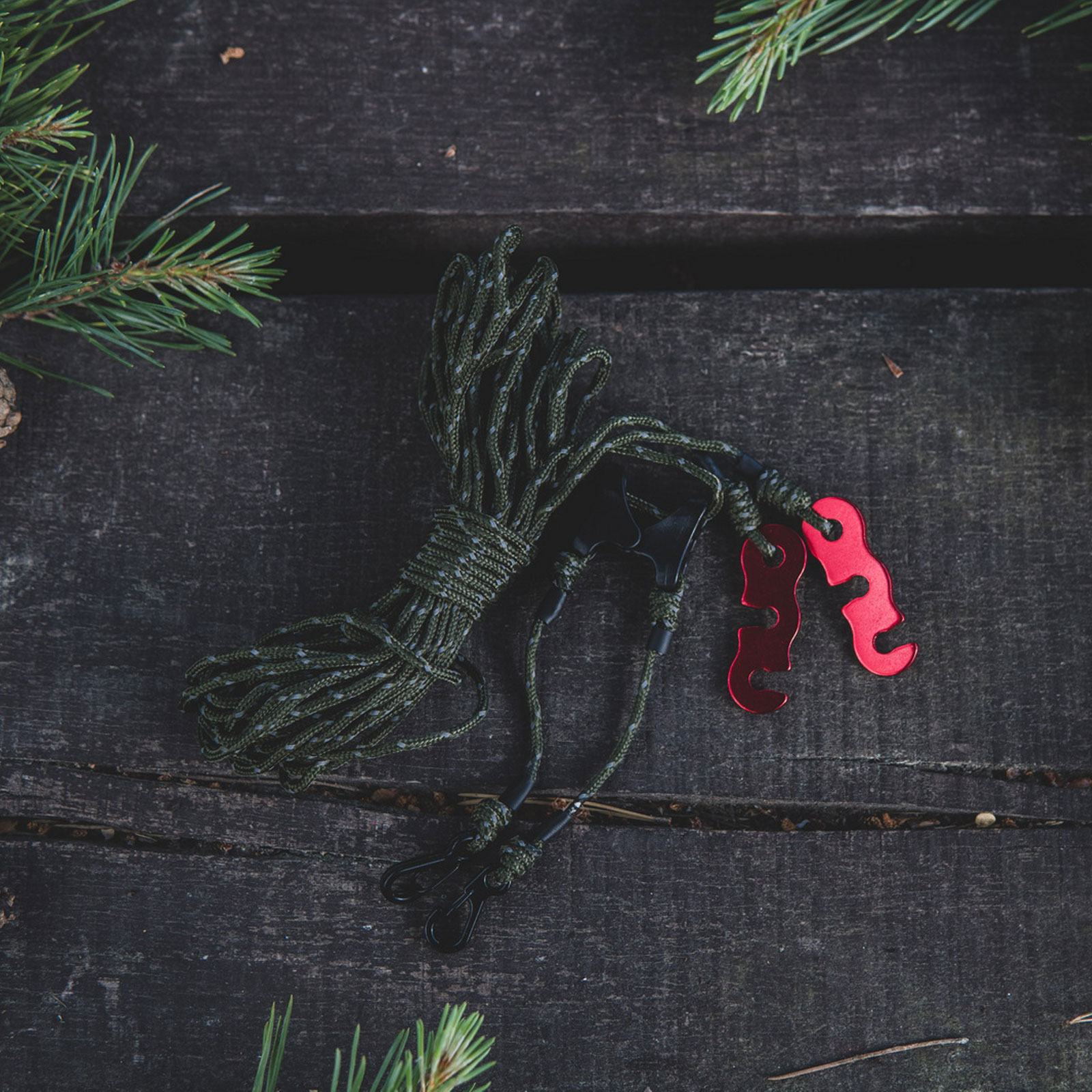 Zawieszenie płachty biwakowej Tigerwood Reflective Green Silk 7 m