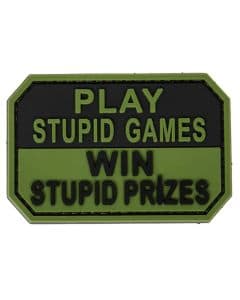 Naszywka PVC GFC Play Stupid Games Win Stupid Prizes - Oliwkowa
