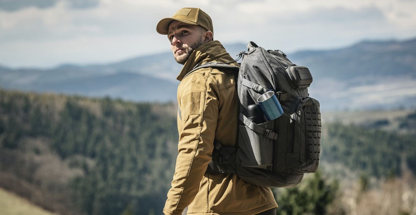 How do you choose a hiking backpack?