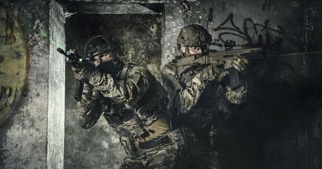 What is an airsoft gun? 